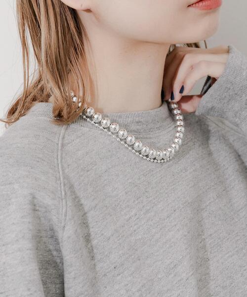 SMELLY(スメリー)の「メタルボール2セットネックレス(ネックレス・レディース・シルバー・-)」の5枚目の写真