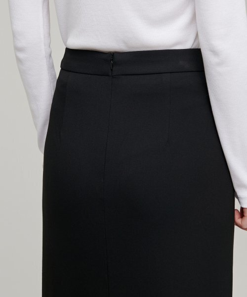 MUSINSA STANDARD WOMAN（ムシンサスタンダードウーマン）の「レディースハイウエストロングスカート[ブラック]（スカート・レディース・その他・SMALL/MEDIUM/LARGE/X-SMALL）」の3枚目の写真
