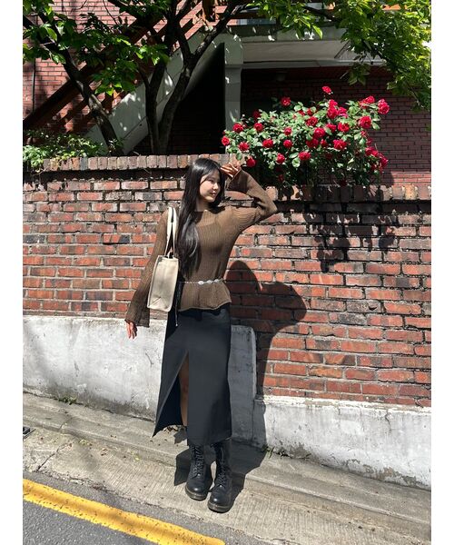 MUSINSA STANDARD WOMAN（ムシンサスタンダードウーマン）の「レディースハイウエストロングスカート[ブラック]（スカート・レディース・その他・SMALL/MEDIUM/LARGE/X-SMALL）」の6枚目の写真