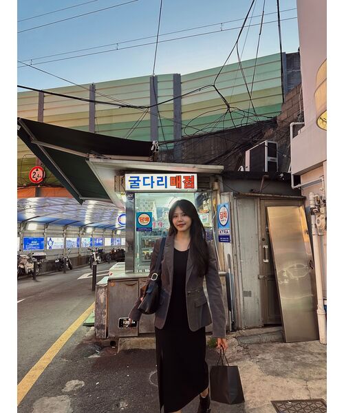 MUSINSA STANDARD WOMAN（ムシンサスタンダードウーマン）の「レディースハイウエストロングスカート[ブラック]（スカート・レディース・その他・SMALL/MEDIUM/LARGE/X-SMALL）」の7枚目の写真