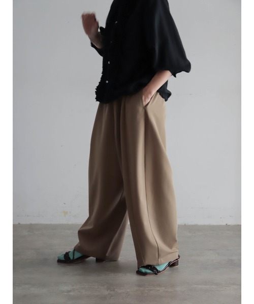 FIL DE FER（フィルデフェール）の「TRツイル　カーブドロストパンツ（その他パンツ・レディース・ベージュ/グレー・FREE）」の4枚目の写真