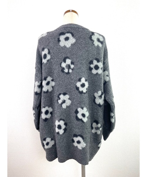 Rydia(リディア)の「フラワーモヘアプルオーバー(ニット/セーター・レディース・グレー/スミクロ/アイボリー・M)」の11枚目の写真