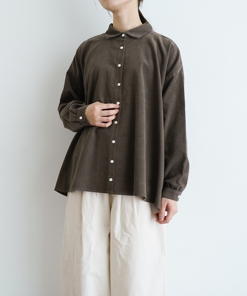 休日と詩（キュウジツトウタ）の「ホエールブラウス（シャツ/ブラウス 