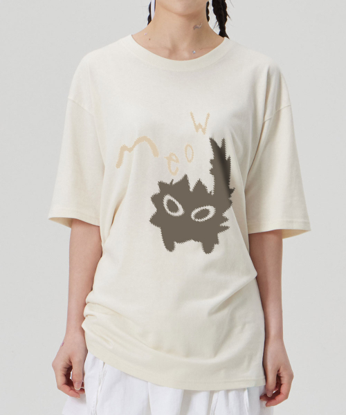ASTRAL PROJECTION（アストラルプロジェクション）の「[ミユキャット]コットンルーズフィット半袖Tシャツ_バターミルク（Tシャツ/カットソー・メンズ・その他・LARGE/MEDIUM/X-LARGE/XX-LARGE）」の3枚目の写真
