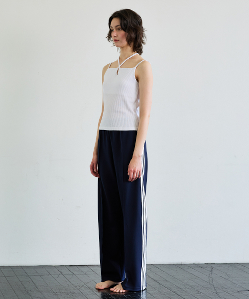 ARI(アリ)の「WINSOME BUSTIER SLEEVELESS / WHITE(Tシャツ/カットソー・レディース・ホワイト・FREE)」の3枚目の写真
