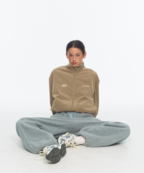 MENASOO(ミナス)の「Menasoo Made Corduroy Nylon Jacket_Beige(ナイロンジャケット・レディース・Beige・SMALL/MEDIUM)」の14枚目の写真