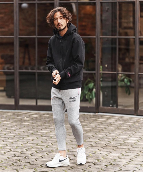 felkod(フィルコッド)の「mp14432-muta x ACANTHUS Collaboration Cardboard Knit Pants イージーパンツ(F26S200)(その他パンツ・メンズ・ブラック/トップグレー・S/M/L/XL)」の8枚目の写真