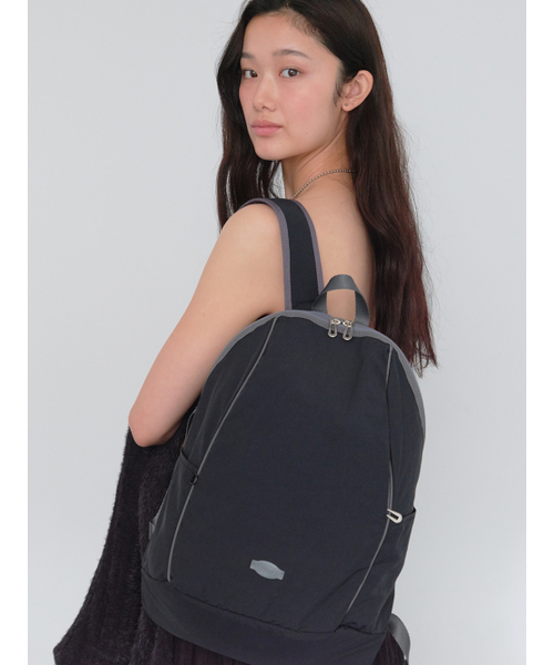 MUWM（ムウム）の「サーコバックパック Circo Backpack (ブラック)（バックパック/リュック・レディース・ブラック・FREE）」の2枚目の写真