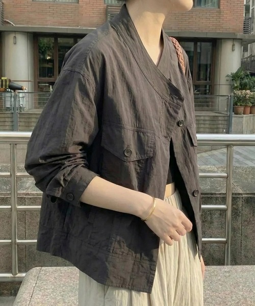 cammie(キャミー)の「ノーカラーシャツジャケット(ノーカラージャケット・レディース・ベージュ/アイボリー/ブラック・M/L)」の11枚目の写真