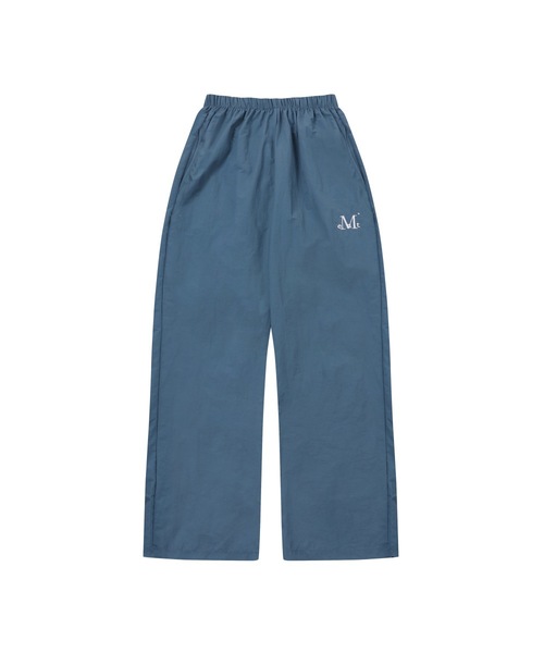 MUCENT(ムセント)の「マドリードポリナイロンワイドパンツ 男女共用 (5カラー)(スウェットパンツ・レディース・チャコール/パープル/ブルー/ブラック/アイボリー・LARGE/1/SMALL)」の5枚目の写真