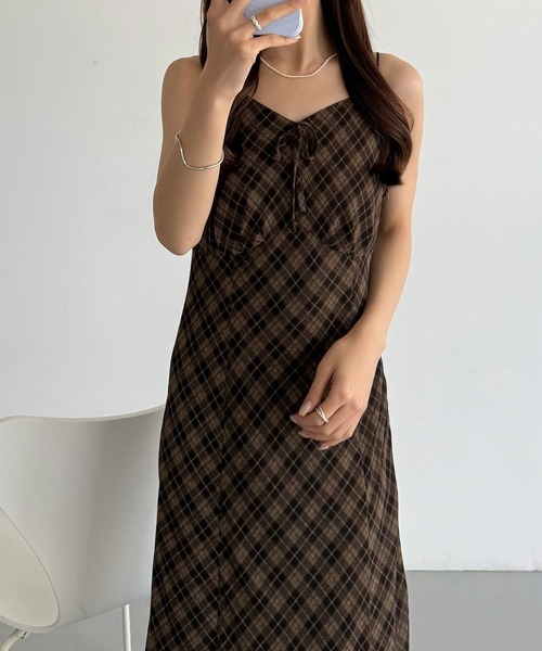 callautia(カラウティア)の「シアーチェックマーメイドキャミワンピース(ワンピース・レディース・ブラウン/ブラック・SMALL/MEDIUM/LARGE/X-LARGE)」の6枚目の写真