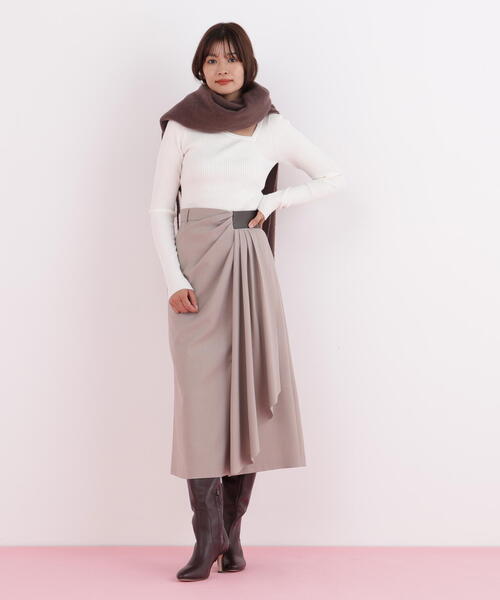 PINKY&DIANNE（ピンキーアンドダイアン）の「◆サイドパッチタックスカート（スカート・レディース・ベージュ/ネイビー・38/36）」の6枚目の写真