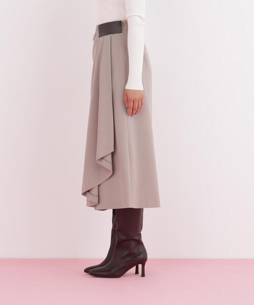 PINKY&DIANNE（ピンキーアンドダイアン）の「◆サイドパッチタックスカート（スカート・レディース・ベージュ/ネイビー・38/36）」の9枚目の写真