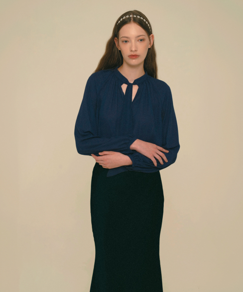 ICE GARDEN A.508(アイス ガーデン エイオーゴンパル)の「Mermaid Maxi Satin Skirt_Dark Sarpphire(スカート・レディース・その他・SMALL/MEDIUM)」の6枚目の写真