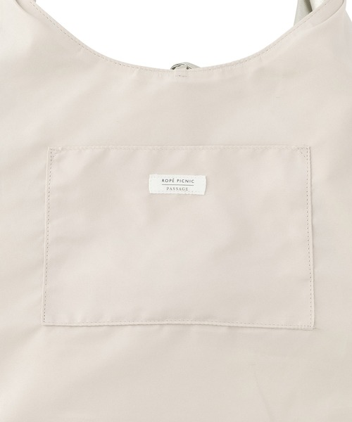 ROPE' PICNIC(ロペピクニック)の「洗えるバッグ シーンレスワンハンドルトートバッグ/A4対応・イージーケア(トートバッグ・レディース・ブラック/キナリ/シルバー系その他・FREE)」の5枚目の写真