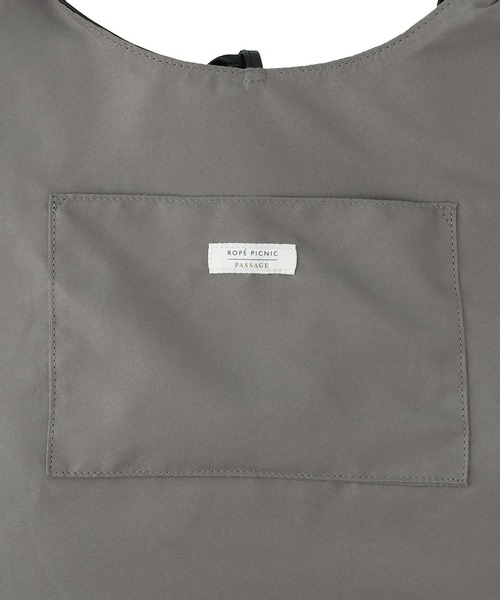ROPE' PICNIC(ロペピクニック)の「洗えるバッグ シーンレスワンハンドルトートバッグ/A4対応・イージーケア(トートバッグ・レディース・ブラック/キナリ/シルバー系その他・FREE)」の15枚目の写真