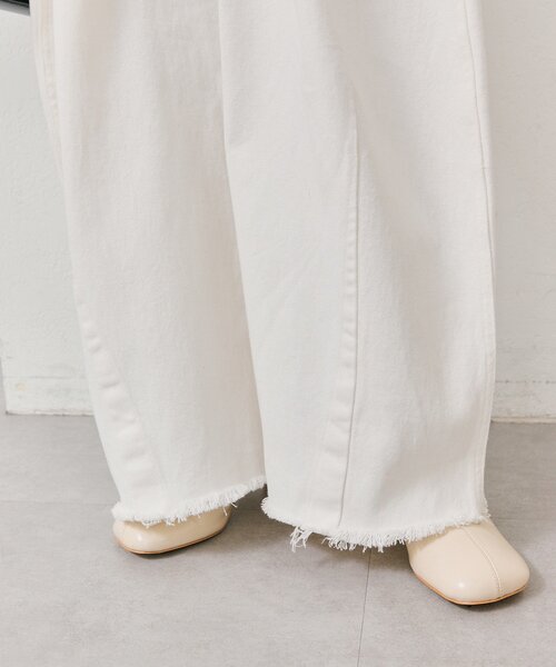 mystic(ミスティック)の「クラッシュカーブパンツ(デニムパンツ・レディース・ブラック/ブルー/オフホワイト・2/0/1)」の17枚目の写真