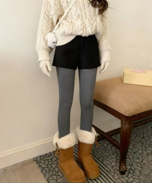 gossip！ロサンゼルス（ゴシップロサンゼルス）の「【Y2Kガーリー】レトロツイード風ハイウエストショートパンツ 【サイズあり】 厚手（韓国ファッションガーリー定番）（その他パンツ・レディース・ブラック/オフホワイト/グレー・S/M/L）」の18枚目の写真