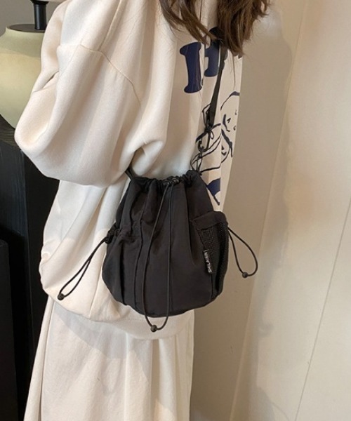 SHEPP(シープ)の「ドロストメッシュポケット 巾着 ショルダー(ショルダーバッグ・レディース・ブルー/ブラック/グリーン/ベージュ/パープル・F)」の14枚目の写真