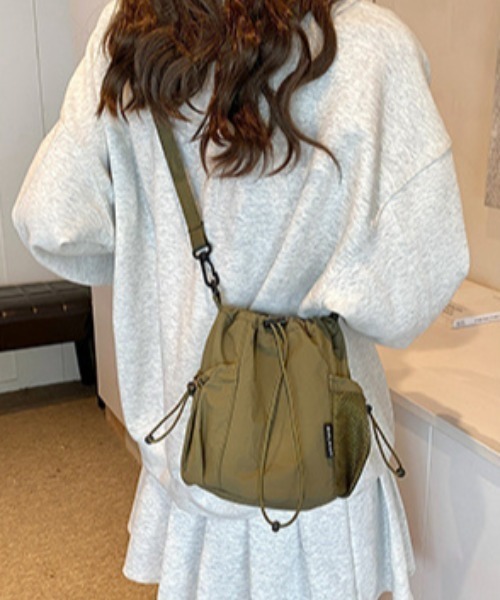 SHEPP(シープ)の「ドロストメッシュポケット 巾着 ショルダー(ショルダーバッグ・レディース・ブルー/ブラック/グリーン/ベージュ/パープル・F)」の18枚目の写真