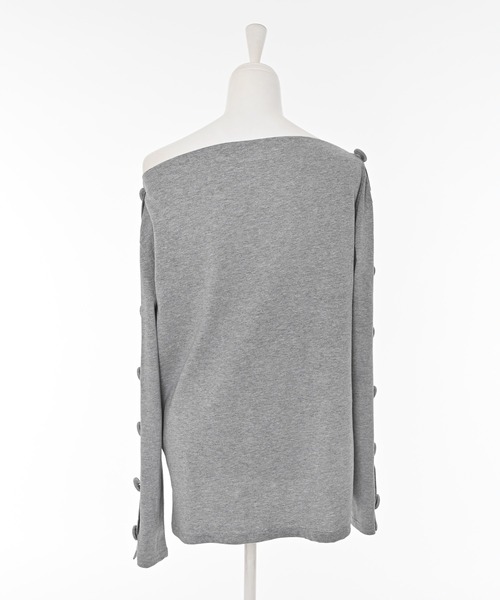 Narcissus（ナルシス）の「ボタンカーブロンＴ（Tシャツ/カットソー・レディース・ブラック/グレー・FREE）」の4枚目の写真