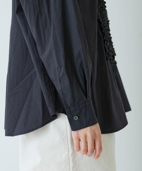 かぐれ(カグレ)の「コットンフリルワイドシャツ(シャツ/ブラウス・レディース・オフホワイト/ネイビー・FREE)」の21枚目の写真