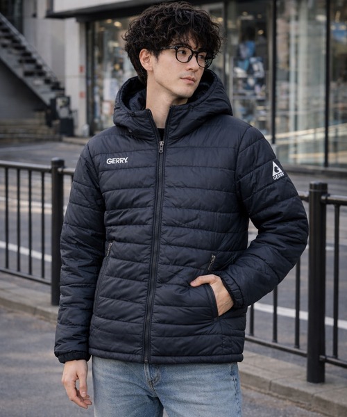 GERRY（ジェリー）の「GERRY ジェリー 軽量 290T Eシレー 中綿 細キルト 切替 フード付きパーカー ジャケット アウター（ブルゾン・メンズ・チャコール/ネイビー/カーキ/ブラック・M/L/LL）」の4枚目の写真