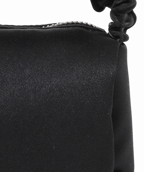 U by SPICK&SPAN（ユーバイスピックアンドスパン）の「【VENGDI / ベンディ】サテンBAG（ショルダーバッグ・レディース・ブルー/ブラック・FREE）」の10枚目の写真