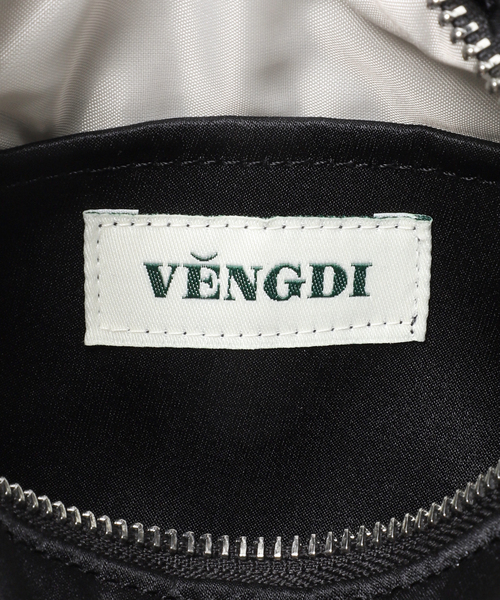 U by SPICK&SPAN（ユーバイスピックアンドスパン）の「【VENGDI / ベンディ】サテンBAG（ショルダーバッグ・レディース・ブルー/ブラック・FREE）」の19枚目の写真