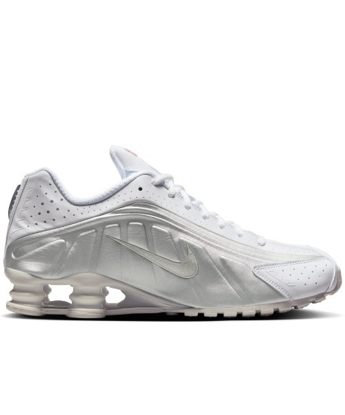 NIKE(ナイキ)の「NIKE Shox R4(ナイキ ショックス R4)(スニーカー・メンズ・ホワイト系・25cm/25.5cm/26cm/26.5cm/27cm/27.5cm/28cm/28.5cm/29cm)」の5枚目の写真