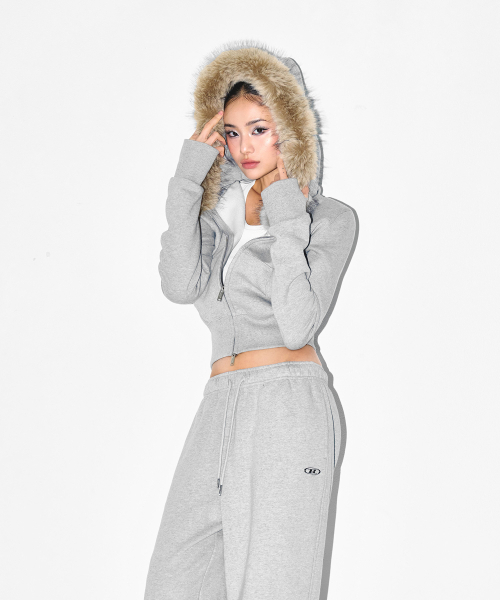 BORN TO WIN（ボーントゥウィン）の「W CHROME B FUR TRIMMING HOODIE ZIP-UP [MELANGE GREY]（ジャージ・レディース・その他・1/2）」の7枚目の写真