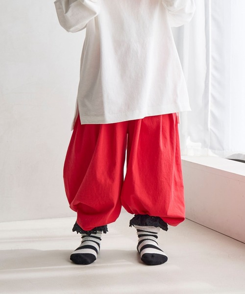 LOWRYS FARM（ローリーズファーム）の「カットバルーンパンツ　631066（スウェットパンツ・キッズ・ブラック/レッド/グレー・150cm/140cm/130cm/120cm/110cm）」の12枚目の写真