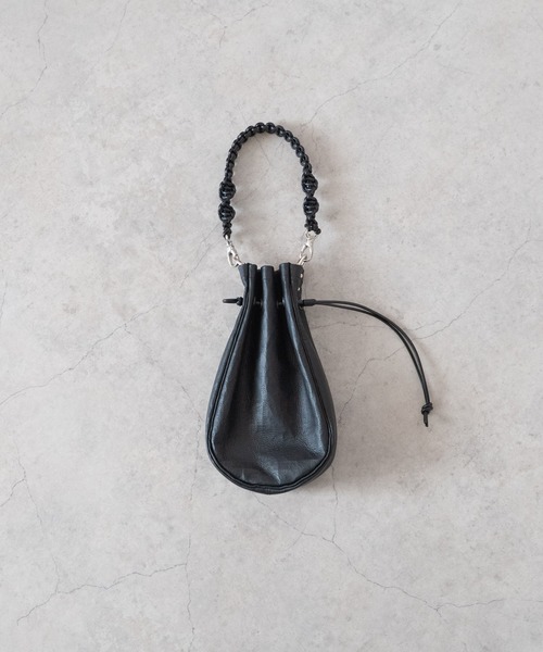 Senti（センティ）の「Dyneema Leather MEDICINE BAG M+HAND STRAP / ダイニーマレザー メディスンバッグ M+ハンドストラップ（ショルダーバッグ・メンズ・ブラック/ブラック系その他・FREE）」の5枚目の写真