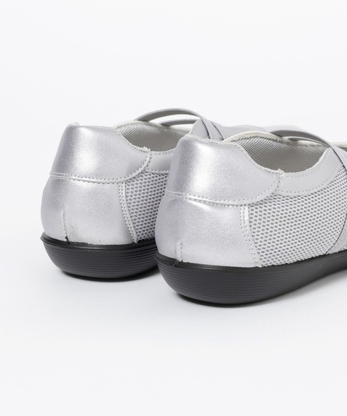 LEPSIM（レプシィム）の「ストラップバレエスニーパー　636592（パンプス・レディース・ブラック/シルバー/レオパード・MEDIUM/LARGE）」の8枚目の写真