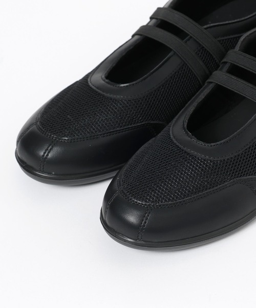 LEPSIM（レプシィム）の「ストラップバレエスニーパー　636592（パンプス・レディース・ブラック/シルバー/レオパード・MEDIUM/LARGE）」の4枚目の写真