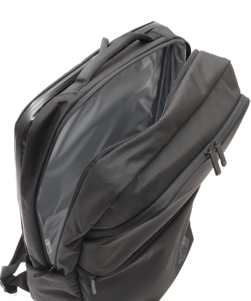 THE NORTH FACE(ザノースフェイス)の「THE NORTH FACE Shuttle Daypack / ザ ノース フェイス シャトル デイパック(バックパック/リュック・メンズ・ブラック・FREE)」の10枚目の写真