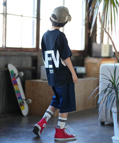 NEW ERA（ニューエラ）の「NEW ERA/ニューエラ キッズ 半袖 バックプリント YTH SS CT ZOOM LOGO ムラサキスポーツ限定（Tシャツ/カットソー・キッズ・クリーム/ブラック/ホワイト・130cm/150cm/160cm/140cm）」の20枚目の写真