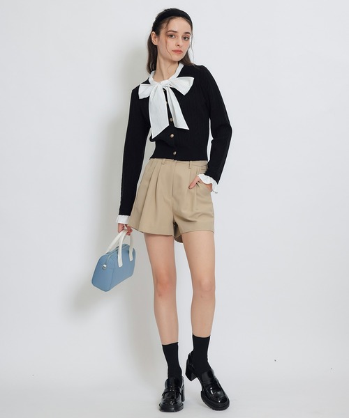 REDYAZEL(レディアゼル)の「エンブレムボタンケーブルリボンタイニットトップス(ニット/セーター・レディース・ネイビー/ブラック/オフホワイト/ミント・FREE)」の19枚目の写真