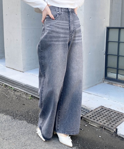 INGNI(イング)の「グリッターラメデニムワイドパンツ(デニムパンツ・レディース・ブルー系その他3/グレー/ブルー系その他・S/M)」の5枚目の写真