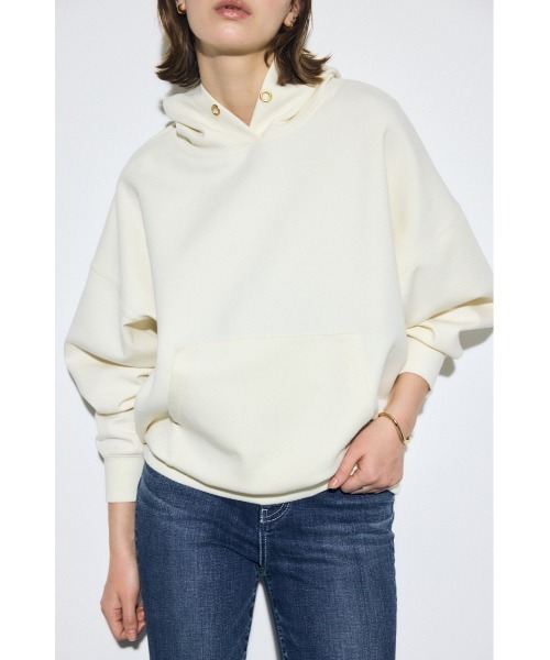 AZUL by moussy（アズールバイマウジー）の「ダンボールパーカー（パーカー・レディース・オフホワイト/杢グレー/ブラック・SMALL/MEDIUM）」の4枚目の写真