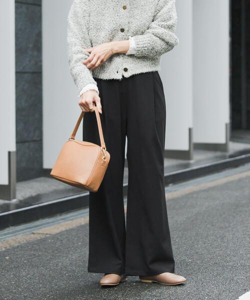 URBAN RESEARCH DOORS(アーバンリサーチドアーズ)の「『仁村紗和さん着用』『UR TECH』完声フロントタックイージーパンツ(その他パンツ・レディース・グレー系その他/ブラック/ネイビー・MEDIUM/SMALL/LARGE)」の2枚目の写真