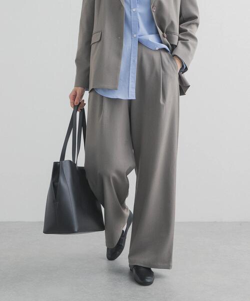 URBAN RESEARCH DOORS(アーバンリサーチドアーズ)の「『仁村紗和さん着用』『UR TECH』完声フロントタックイージーパンツ(その他パンツ・レディース・グレー系その他/ブラック/ネイビー・MEDIUM/SMALL/LARGE)」の15枚目の写真