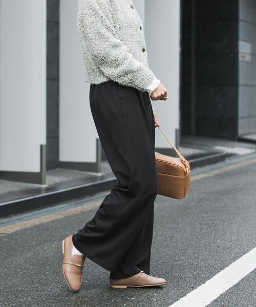 URBAN RESEARCH DOORS(アーバンリサーチドアーズ)の「『仁村紗和さん着用』『UR TECH』完声フロントタックイージーパンツ(その他パンツ・レディース・グレー系その他/ブラック/ネイビー・MEDIUM/SMALL/LARGE)」の4枚目の写真