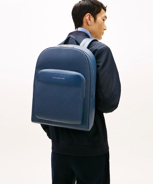 TOMMY HILFIGER(トミーヒルフィガー)の「フラッグモノグラムバックパック(バックパック/リュック・メンズ・ブラック/ブルー・FREE)」の10枚目の写真