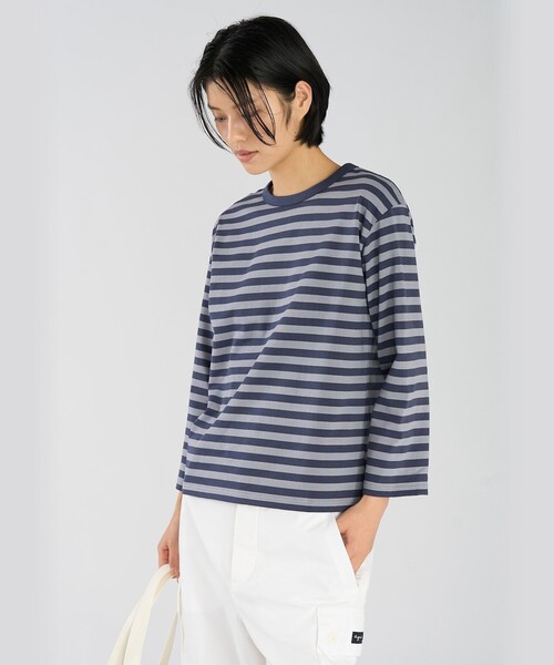 agnes b.(アニエスベー)の「細ボーダー コットン 七分袖 Tシャツ "Lil Cool"(Tシャツ/カットソー・レディース・ストライプ・2/3/1)」の2枚目の写真