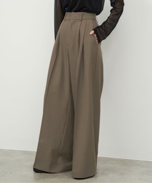 NOGLE（ノグル）の「スラックス（スラックス）」