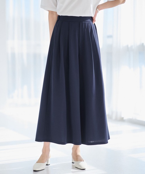 alotta（アロッタ）の「上品ドレープパンツ　レギュラー丈（その他パンツ・レディース・ブラック/グレイッシュベージュ/ネイビー/グレイッシュブルー・M/LL/L）」の3枚目の写真