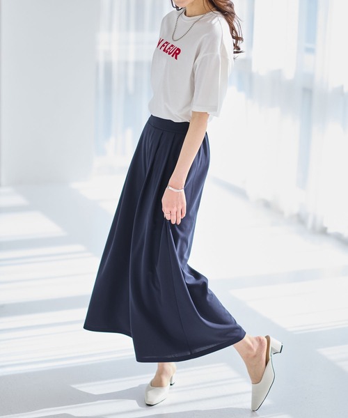 alotta（アロッタ）の「上品ドレープパンツ　レギュラー丈（その他パンツ・レディース・ブラック/グレイッシュベージュ/ネイビー/グレイッシュブルー・M/LL/L）」の16枚目の写真
