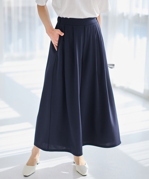 alotta（アロッタ）の「上品ドレープパンツ　レギュラー丈（その他パンツ・レディース・ブラック/グレイッシュベージュ/ネイビー/グレイッシュブルー・M/LL/L）」の14枚目の写真