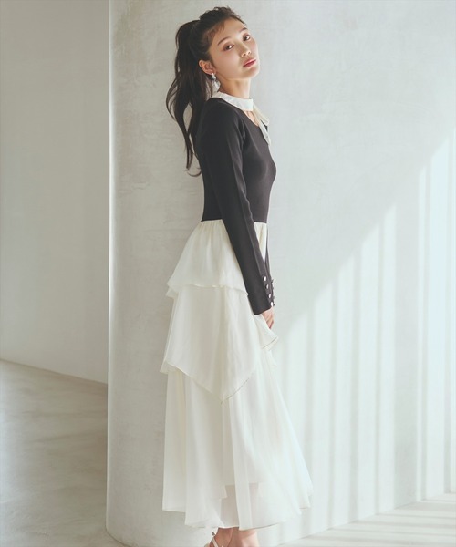 AND COUTURE(アンドクチュール)の「リボン付きニットドッキングワンピース(ワンピース・レディース・ブルー/ブラック/アイボリー・FREE)」の4枚目の写真